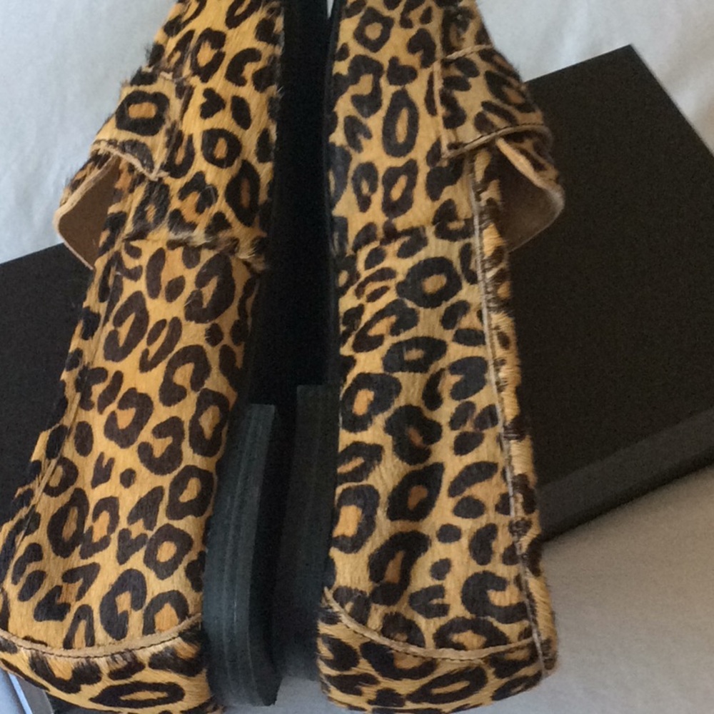 American Rag Shoes - Picture 3 of 8